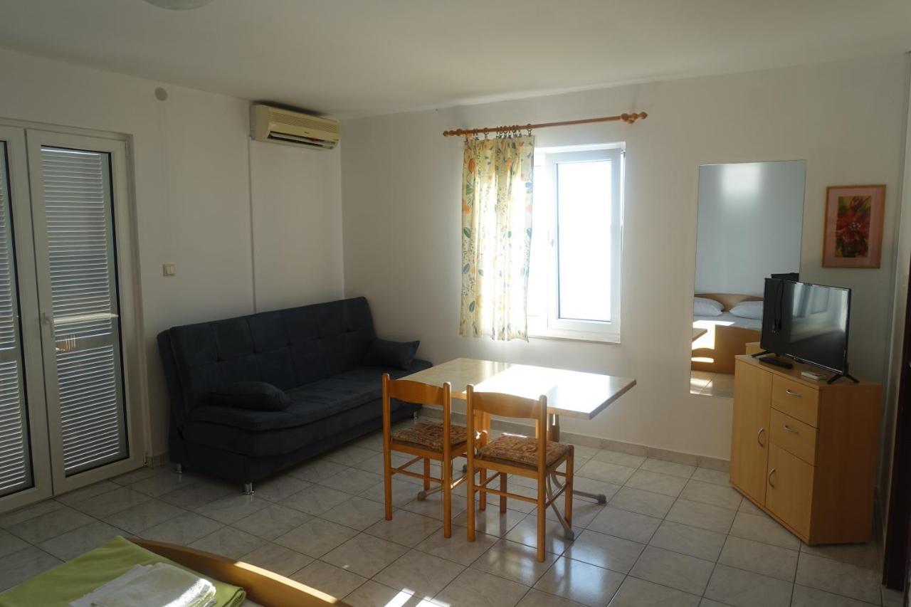 Apartments Galeb Rtina Extérieur photo